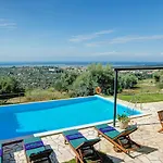 Gatsoulis Villas Apolpaina