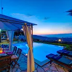 Gatsoulis Villas *