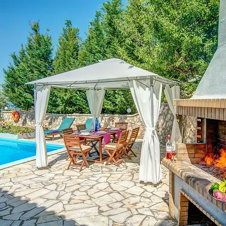 Gatsoulis Villas Apolpaina